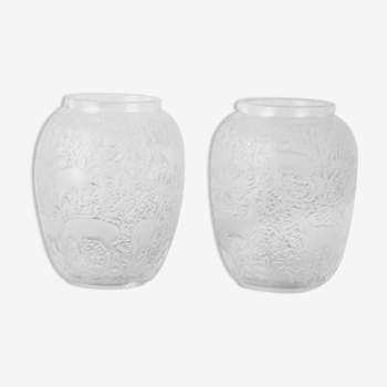 Pair of vases model Biches Lalique