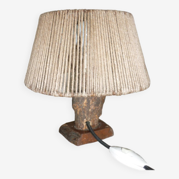 Brutalist lamp from the 60s in wood and rope