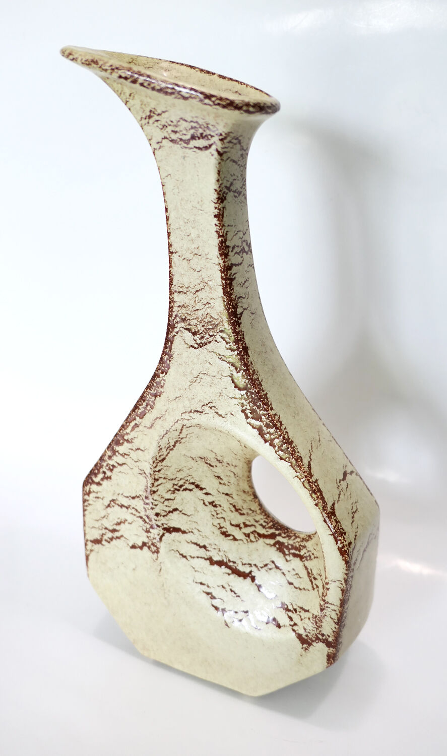 Modernist vase by Roberto Rigon for Bertoncello 1960-70