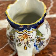 Small antique jug in faience from Les Sables d'Olonne, hand-painted.