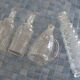 Lot de 4 carafes en verre blanc