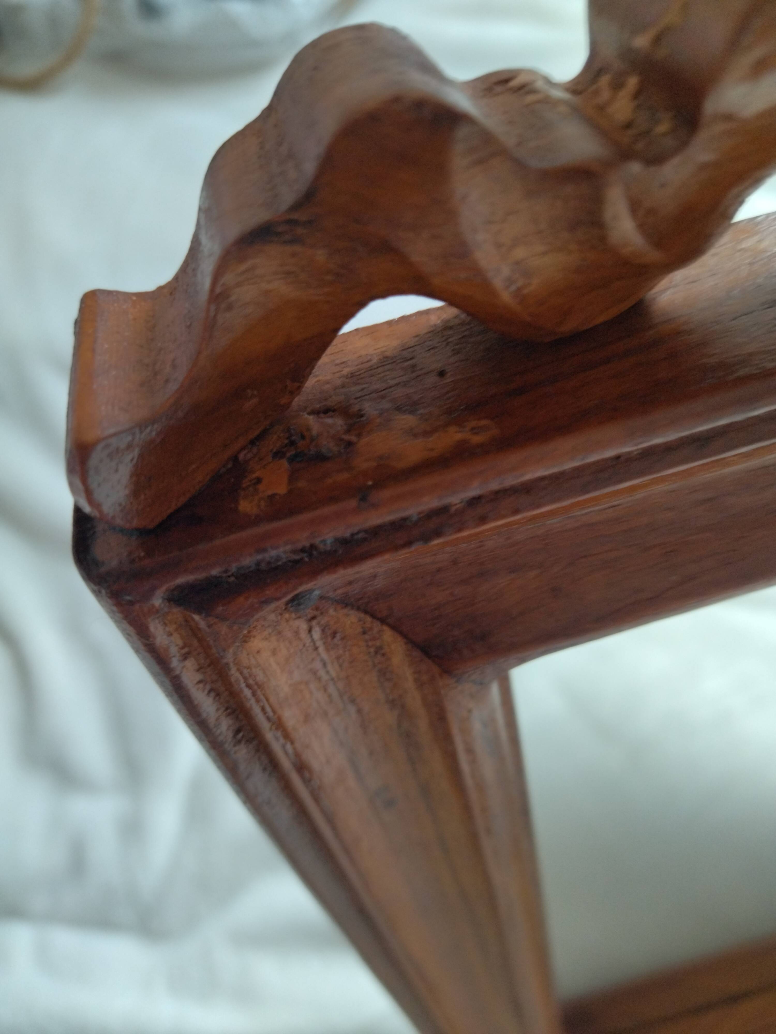 Wooden hanging mirror with vintage carved knot