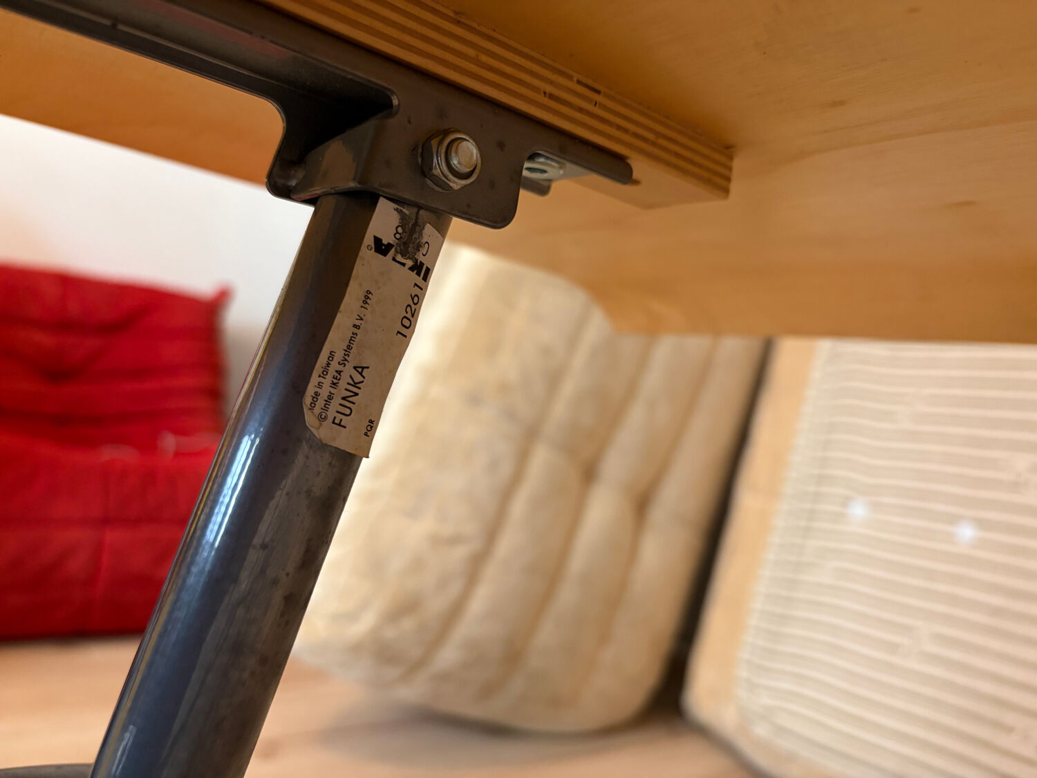 Height-adjustable extendable coffee table IKEA vintage model Funka 1999