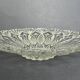Grande coupe ancienne en verre moulé