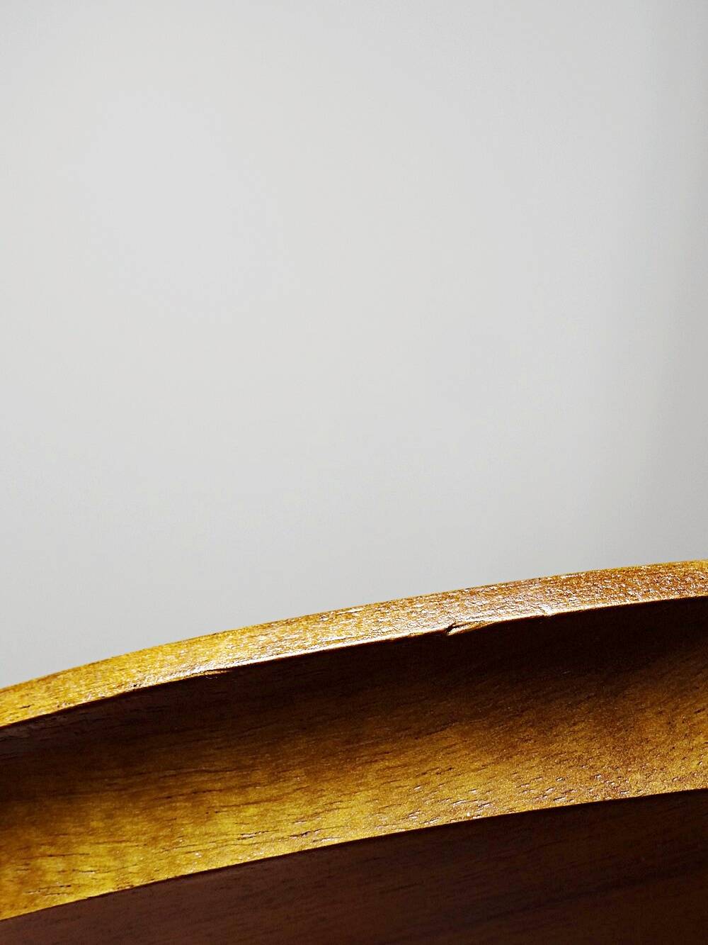 Vintage turned oval wooden display stand