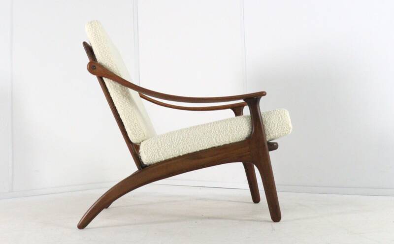 Arne Hovmand-Olsen for Komfort armchair |  danish design