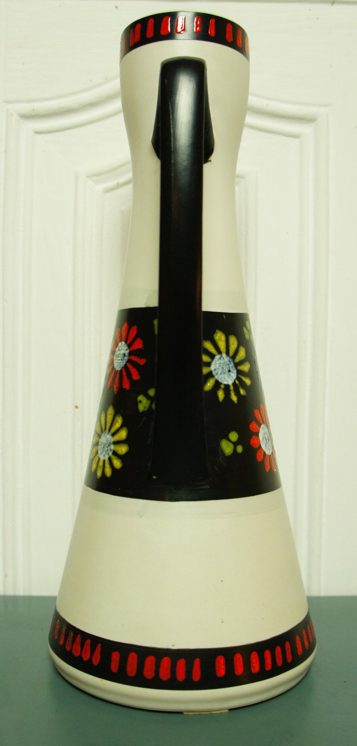Modernist diabolo vase Germany, circa 1950