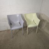 Paire de chaises petits fauteuil Kartell Dr. No Philippe Stark