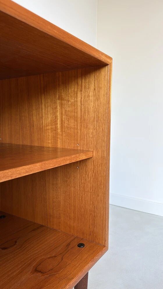 Bibliothèque en bois vintage