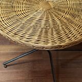 Round rattan table