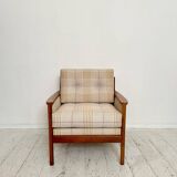 Mid-Century Scandinavian Armchair in Cherry Wood and Checked Fabric, 1960s