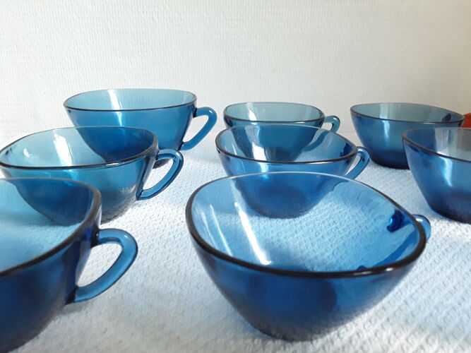 Tasses Vereco 1970 en verre bleu