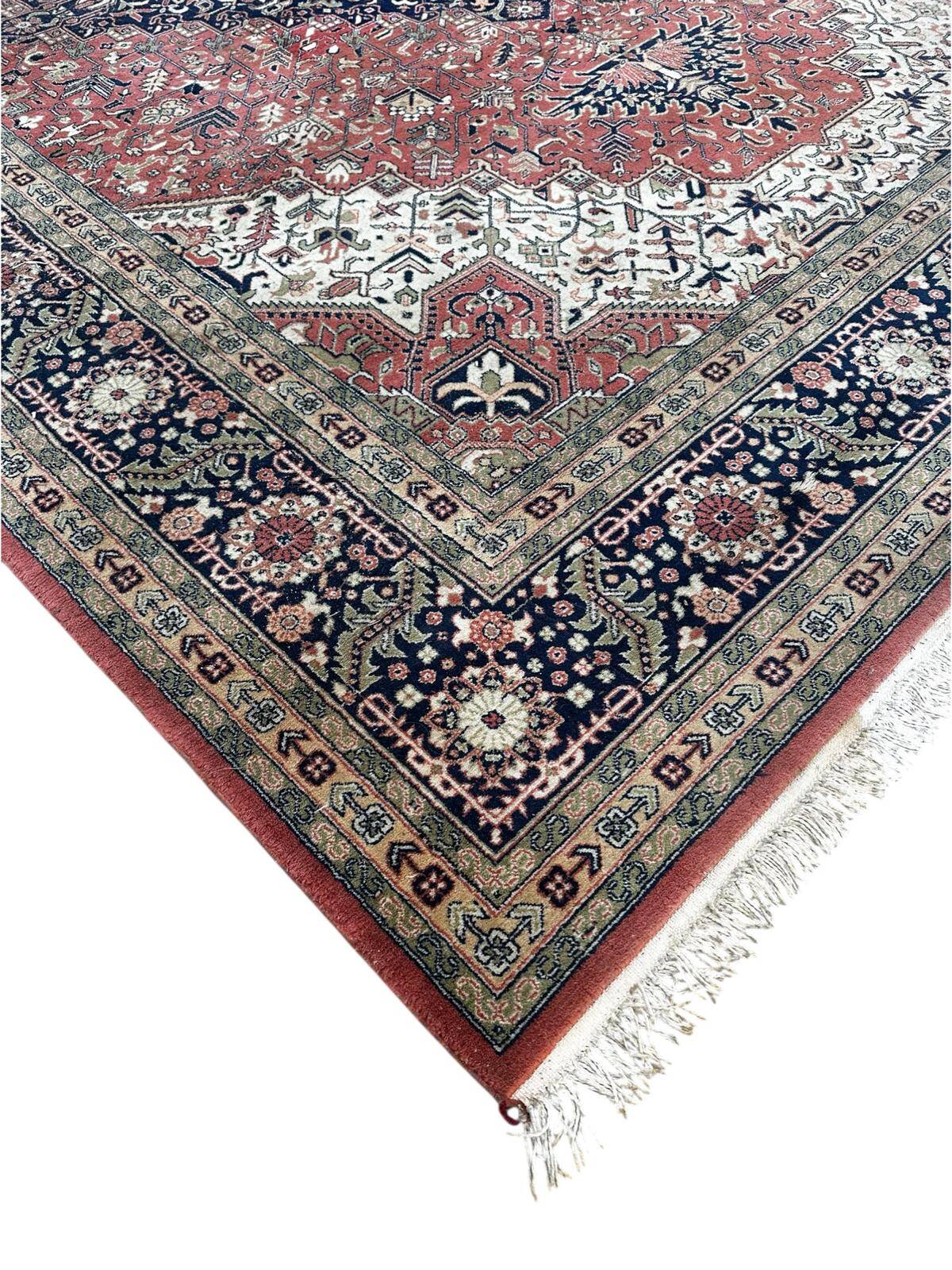 Large oriental rug 360cm x 250cm