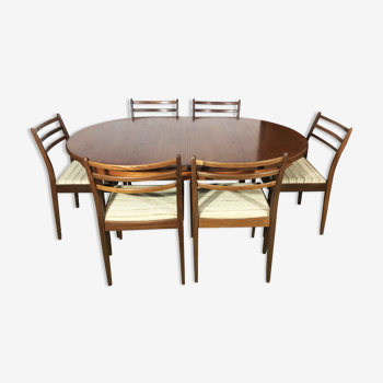 Table et 6 chaises en teck; design danois Victor Wilkins