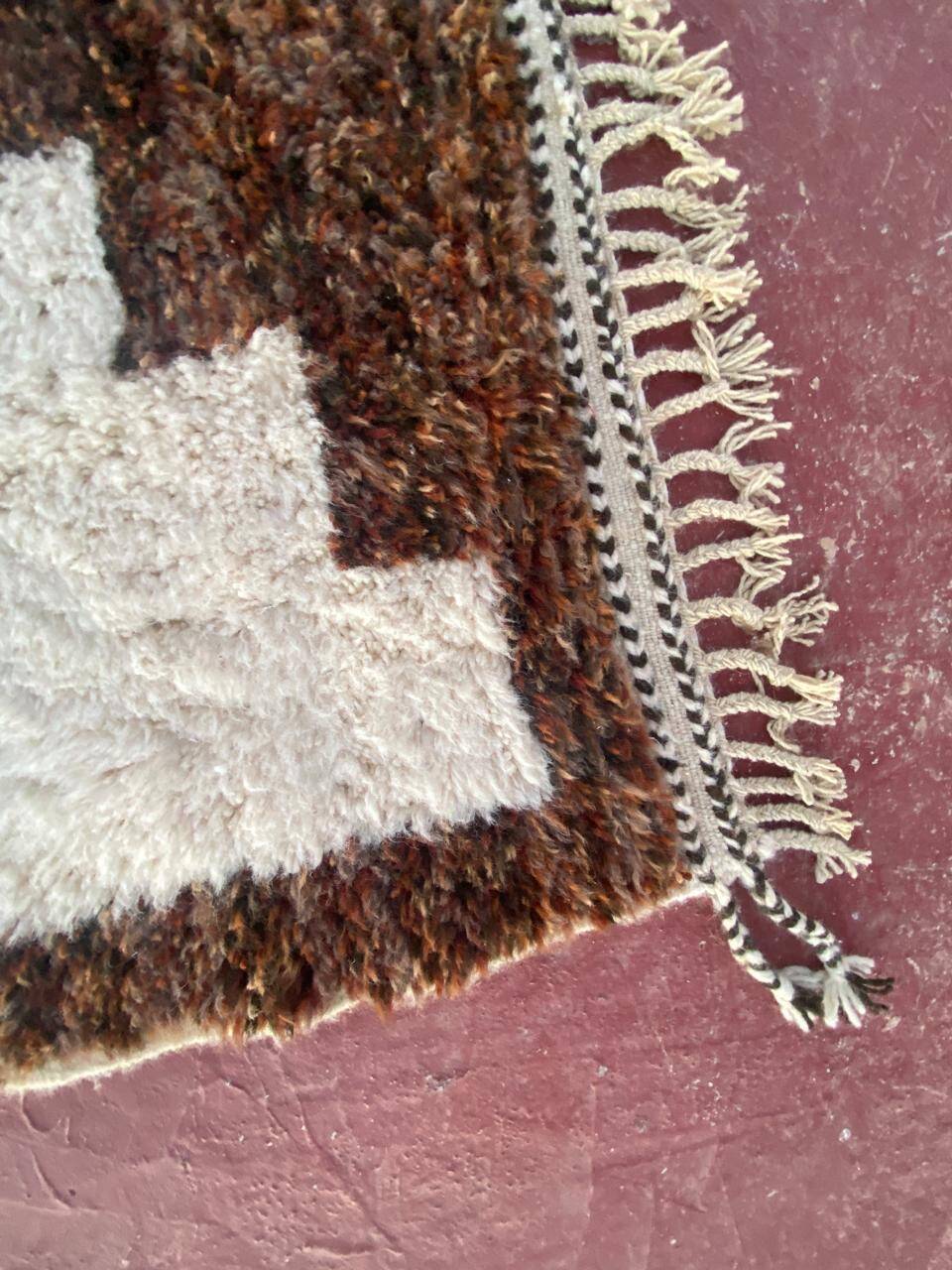 Beni Ouarain rug 300x200 cm – Thick wool with tribal patterns