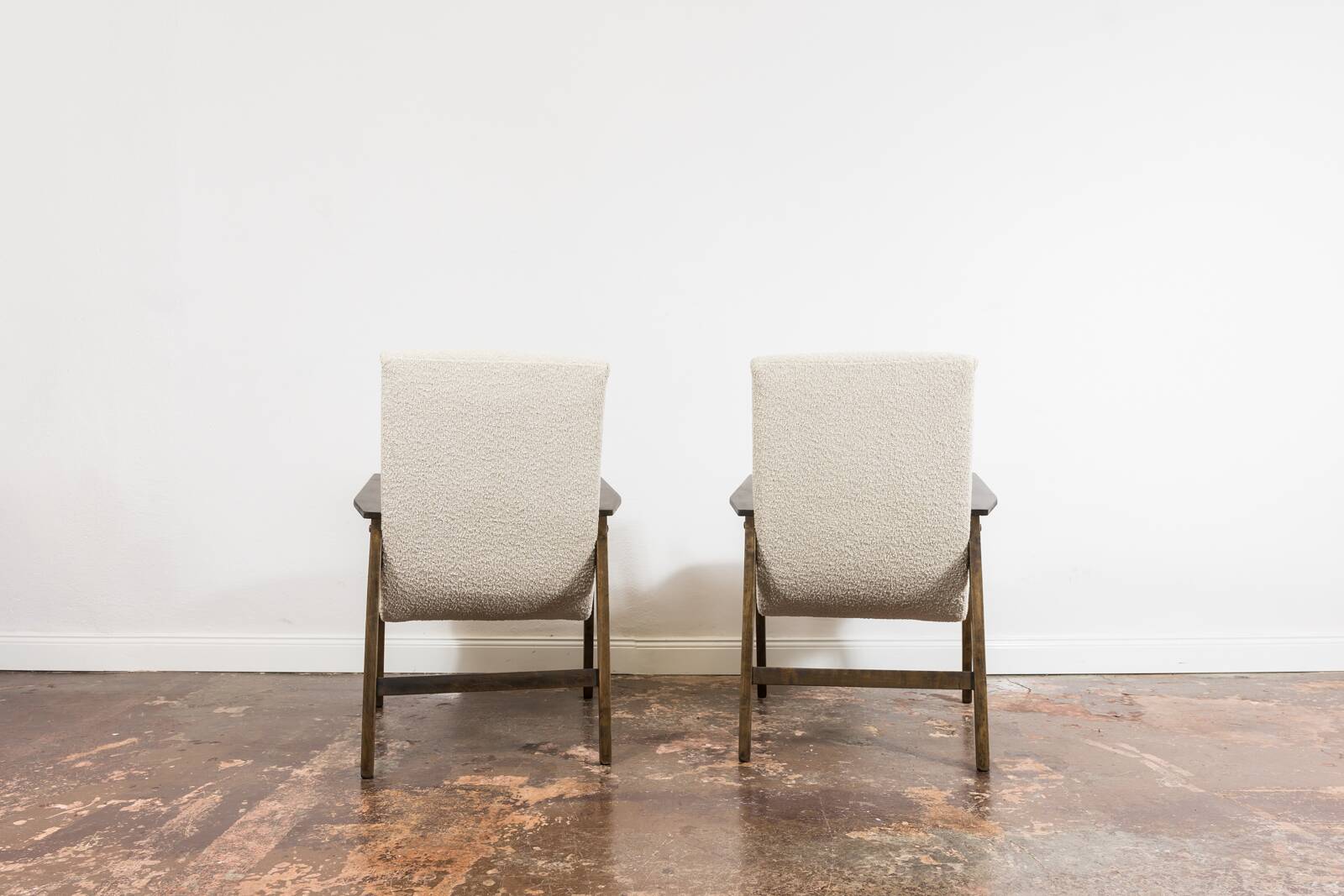Paire de Fauteuils Mid-Century en Boucle Beige 1964