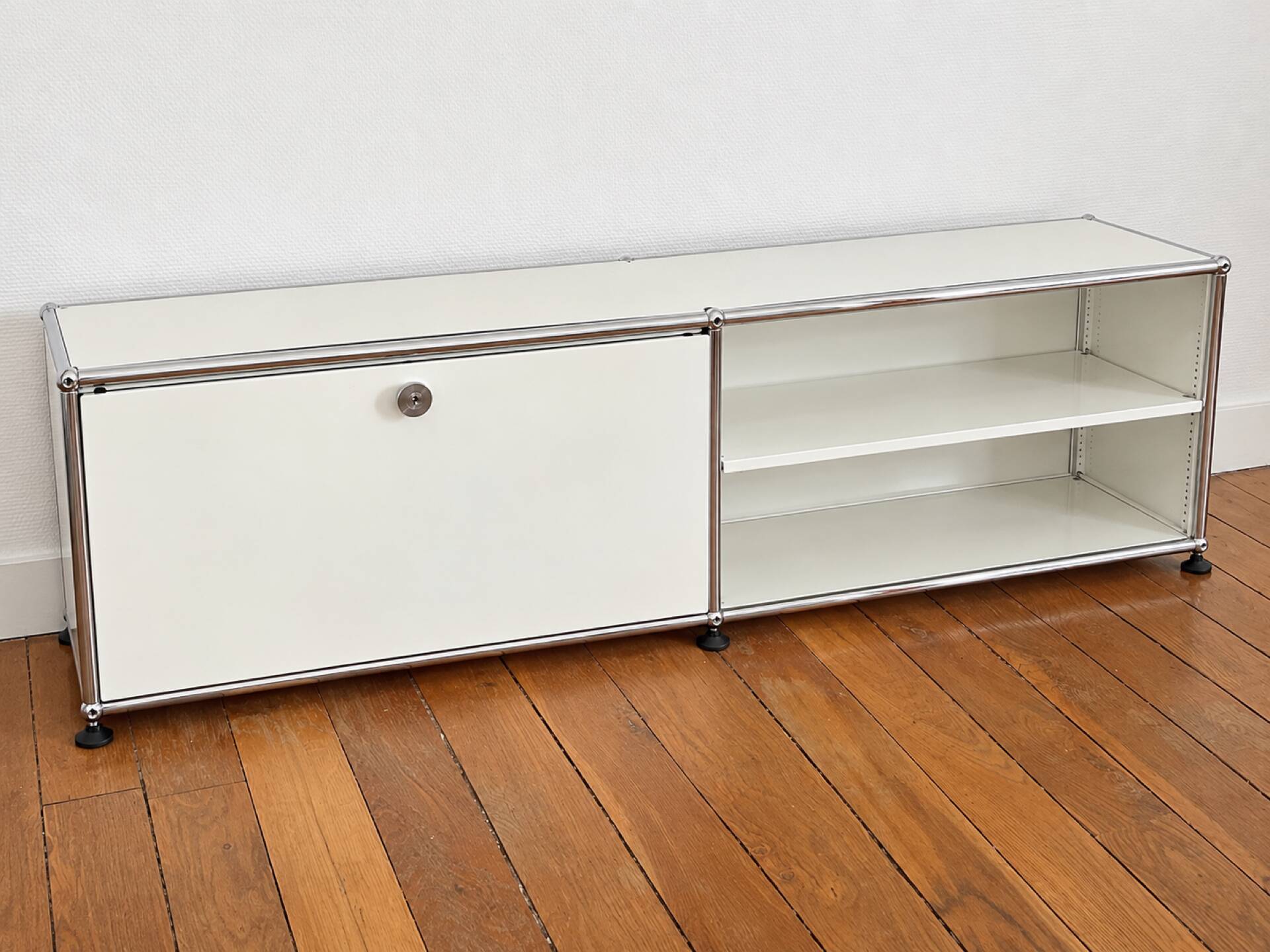 Meuble TV - Enfilade - USM Haller blanc et chrome