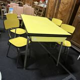 Table and 4 chairs in yellow formica
