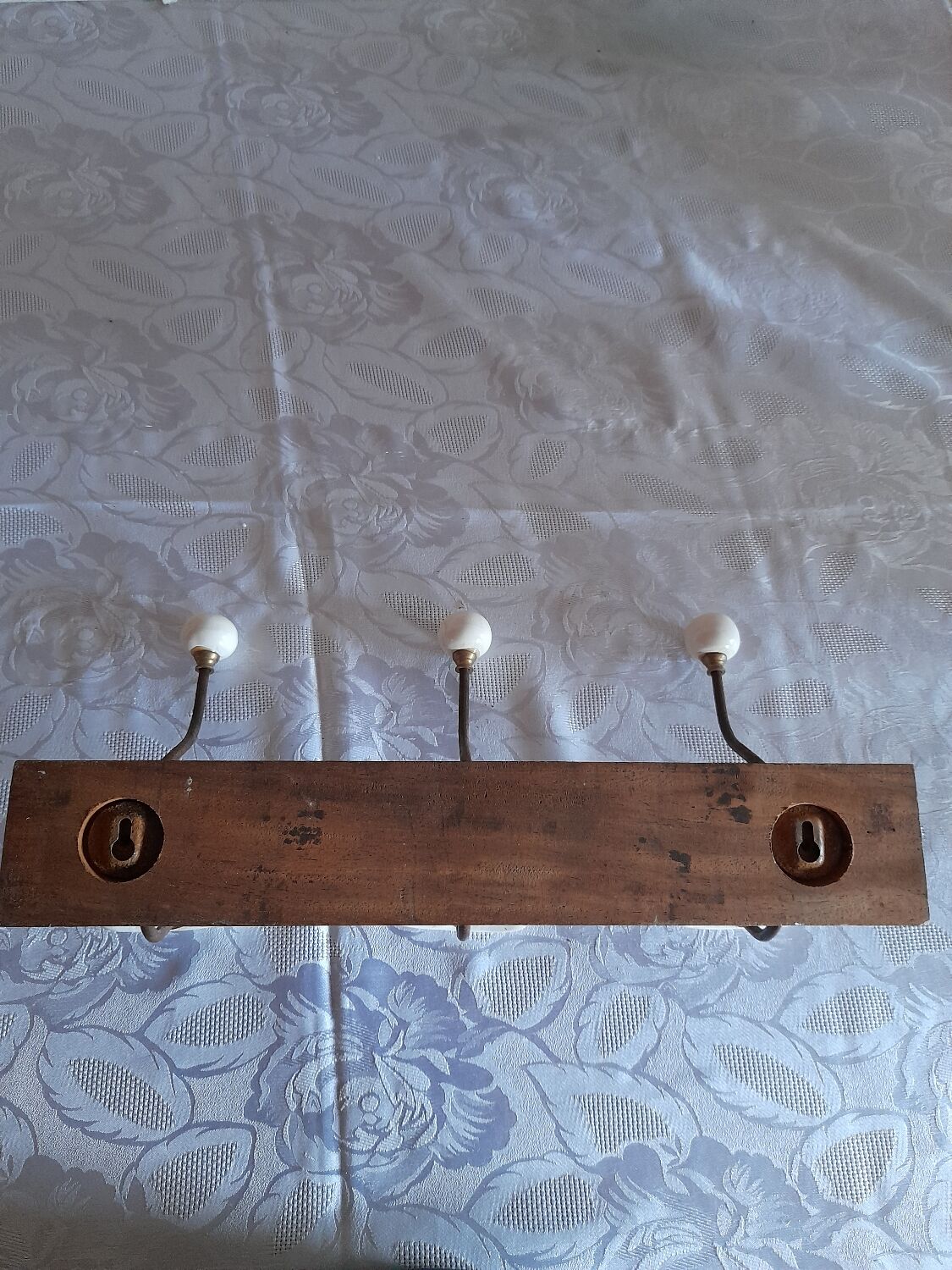 Wall coat rack