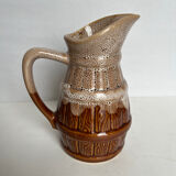 Sandstone pitcher
