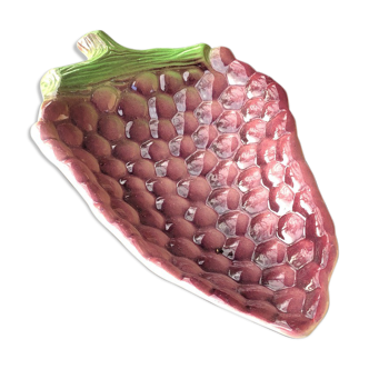 Fruit-shaped dish in earthenware