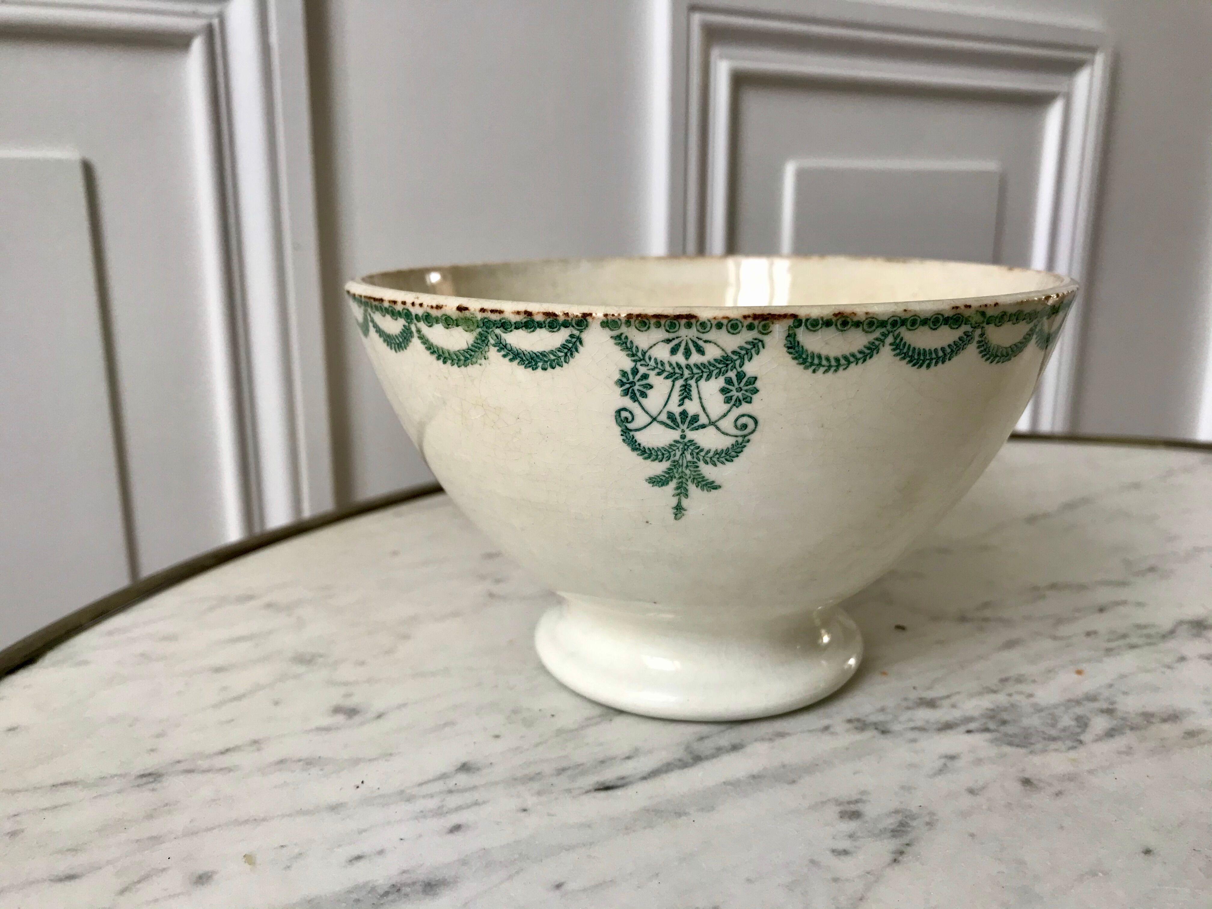 Bowl in Terre de Fer Moulin des Loups late nineteenth