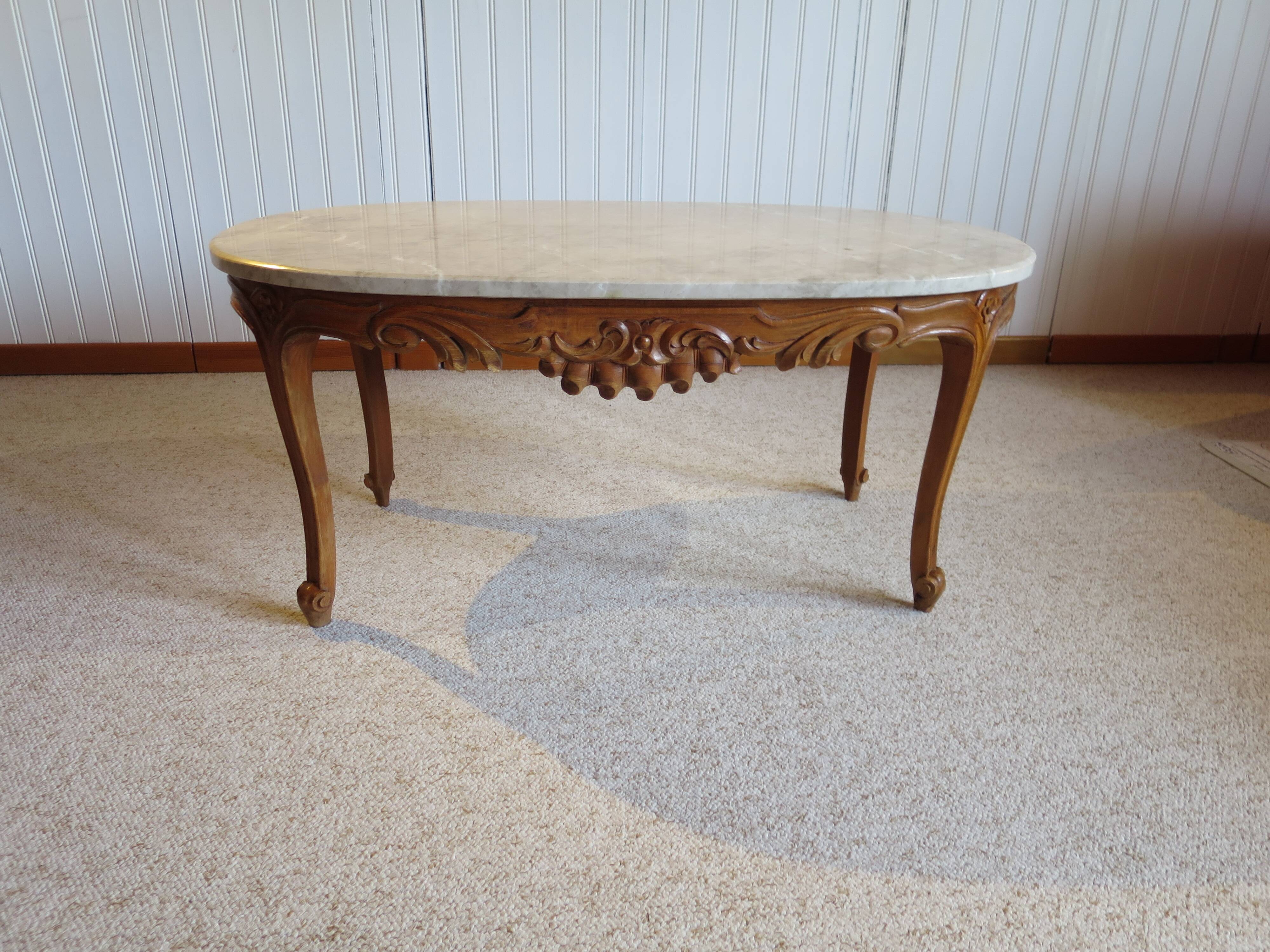 Oval coffee table - carved wood - white veined marble - Regency / Louis XV style