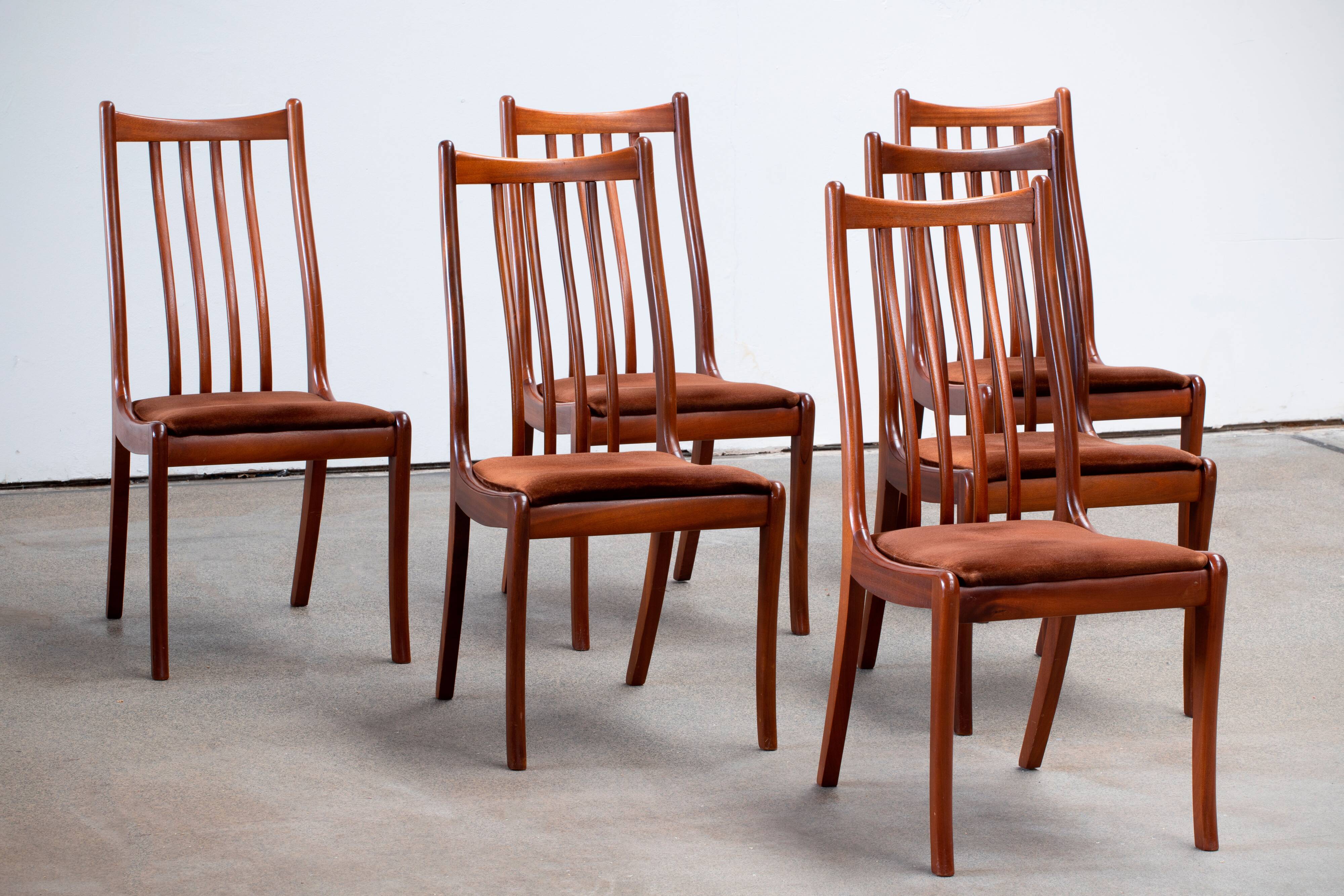 Series of 6 scandinavian chairs