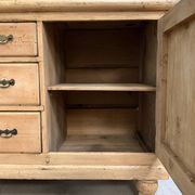 Large English chest of drawers (renovated)