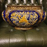 Enamelled earthenware planter