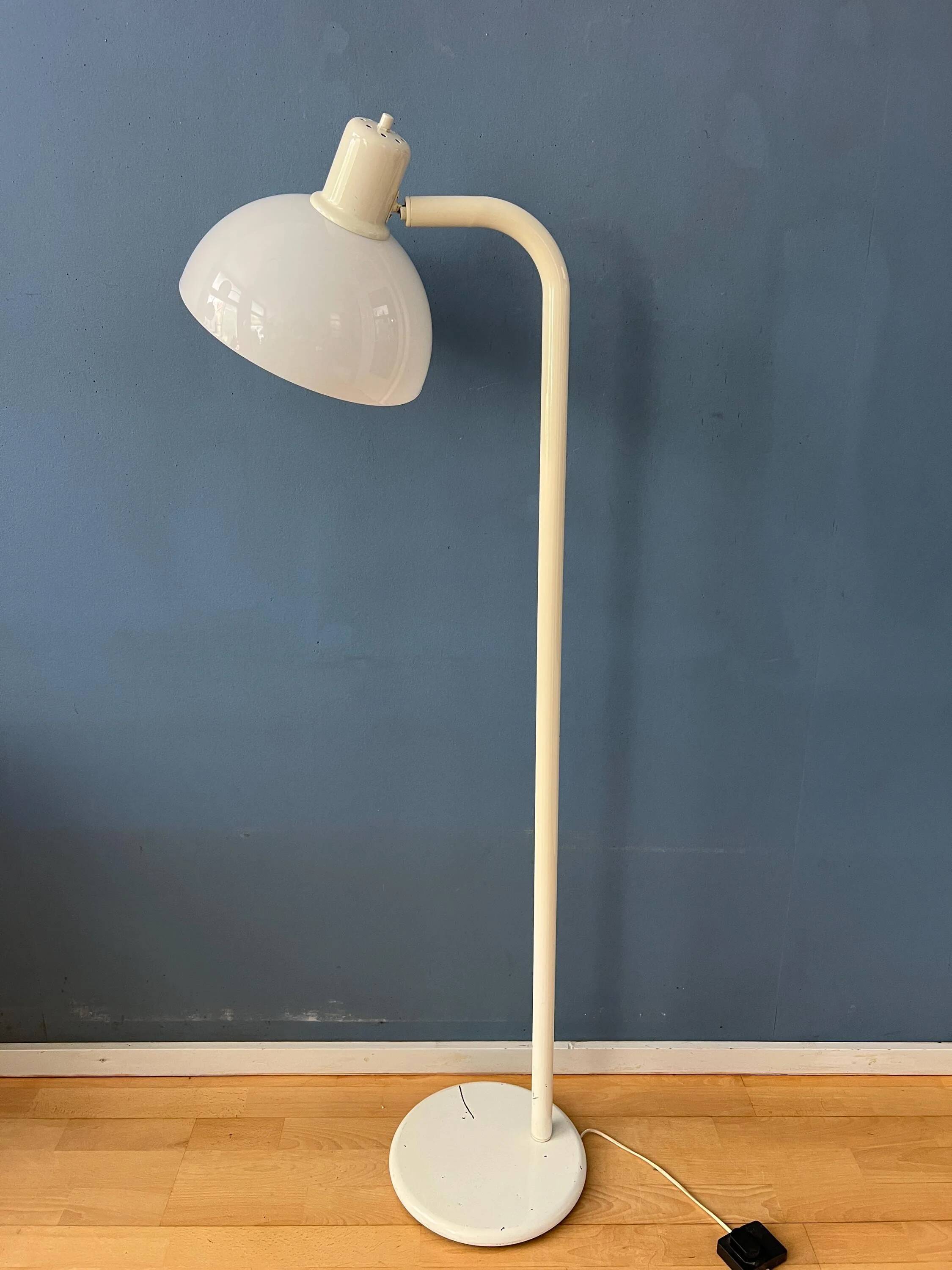 Vintage floor lamp in white metal with acrylic shade.
