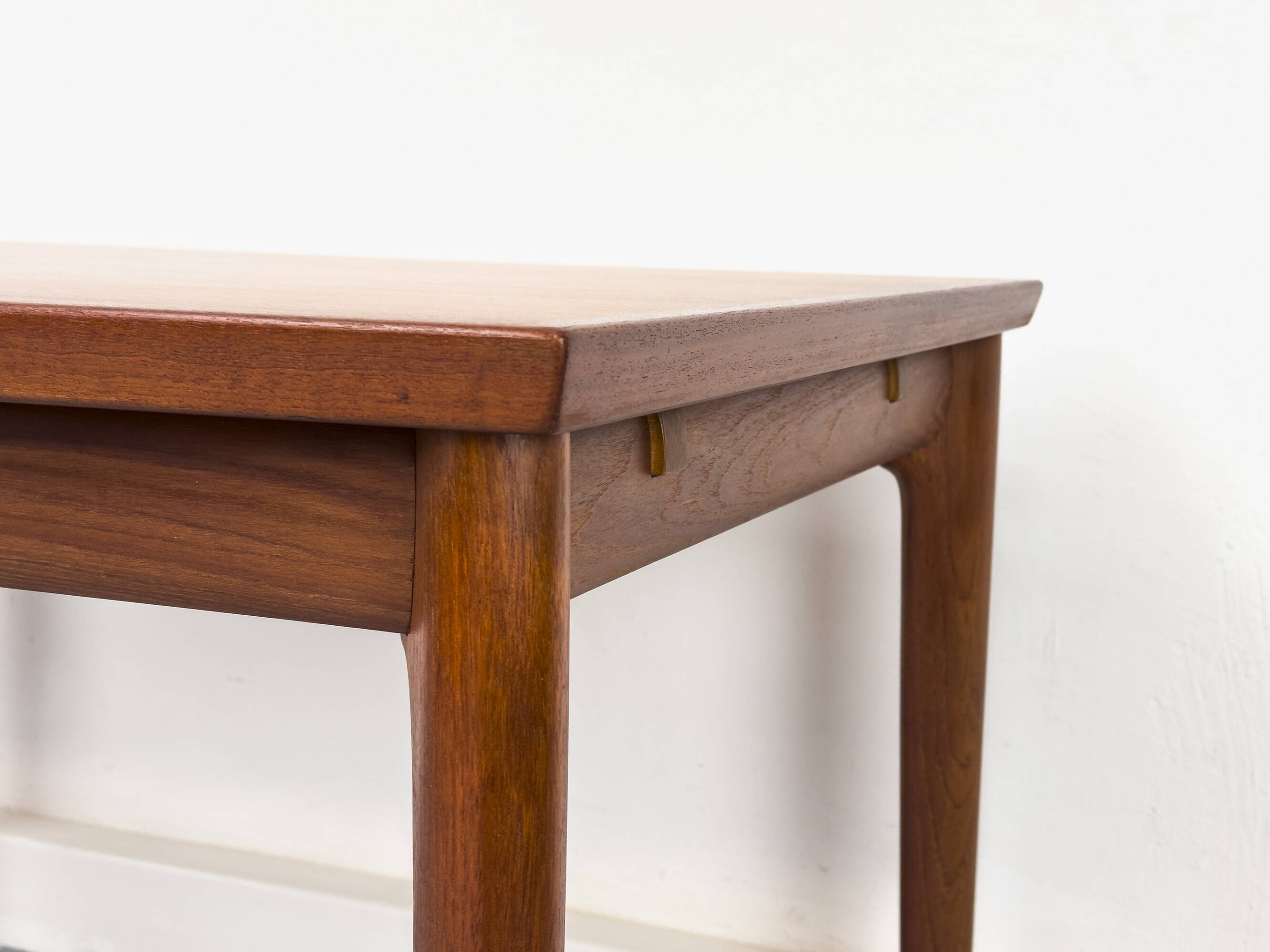 Table extensible en teck par Grete Jalk pour Glostrup, 1960
