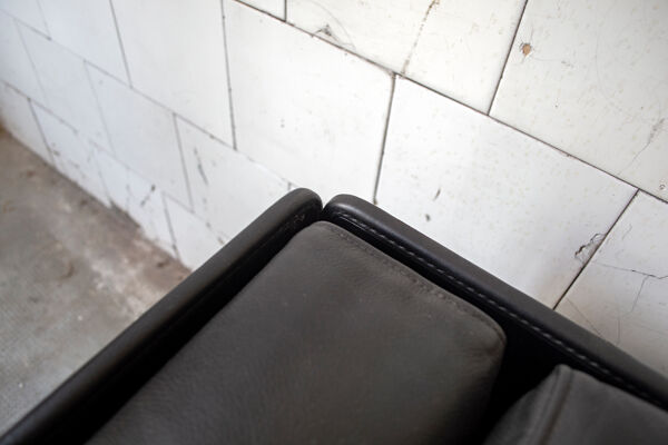 paire De fauteuils En cuir Et En cuir Par Zanotta Italia Anni '80