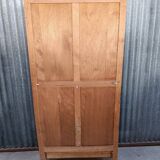 Vintage Parisian wardrobe - bonnetière