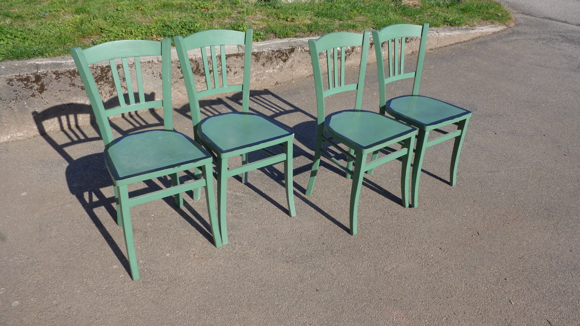 Set of 4 green bistro chairs