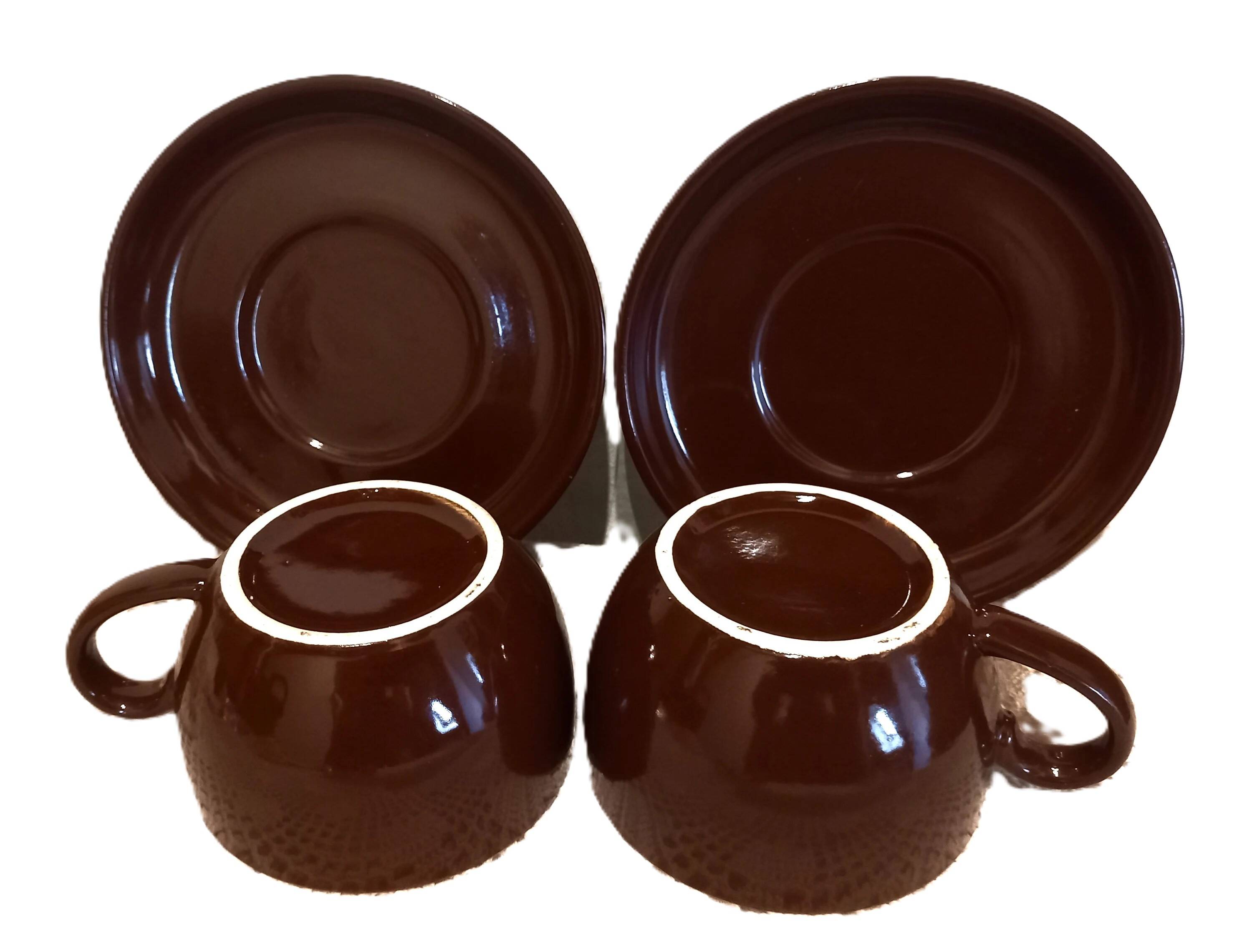 2 brown cups + saucers for tea, hot chocolate, coffee / Tête à tête