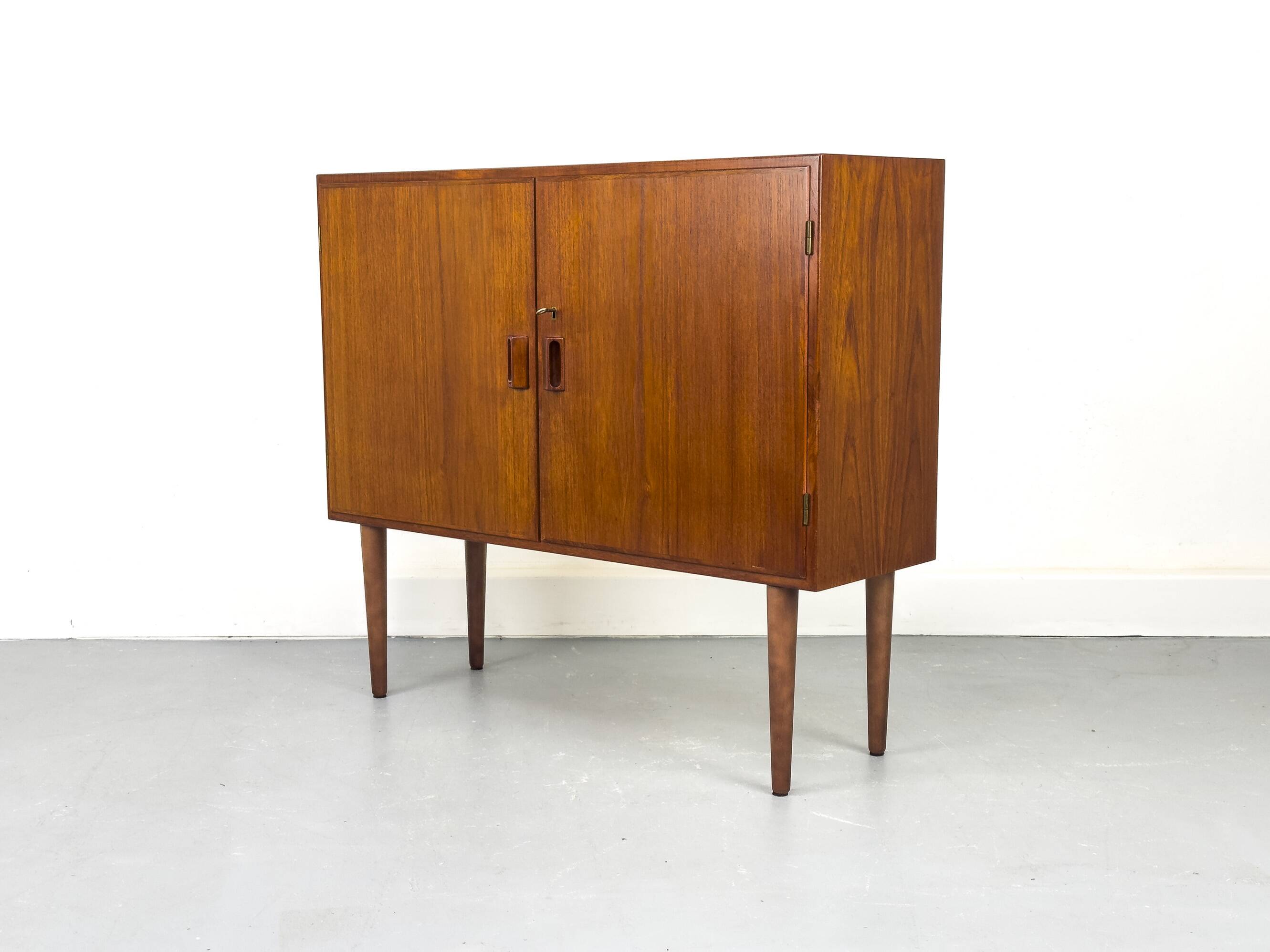 Danish Sideboard in Teak by Børge Mogensen for Søborg Møbelfabrik, 1960s