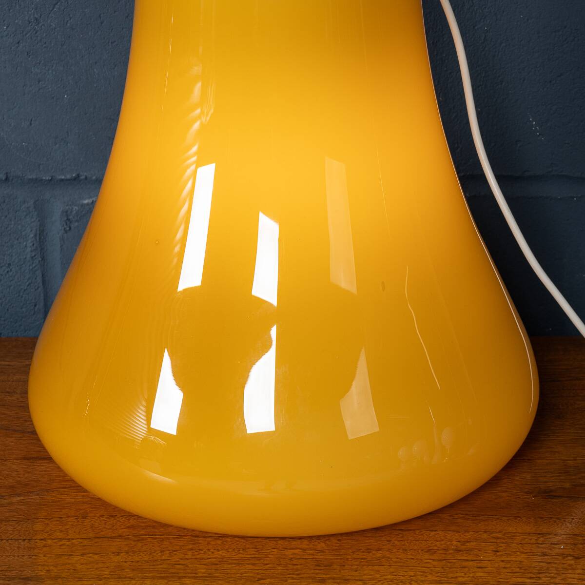 CONTEMPORARY 21stC ITALIAN BIRILLO TABLE / FLOOR LAMP OF RECENT PRODUCTION