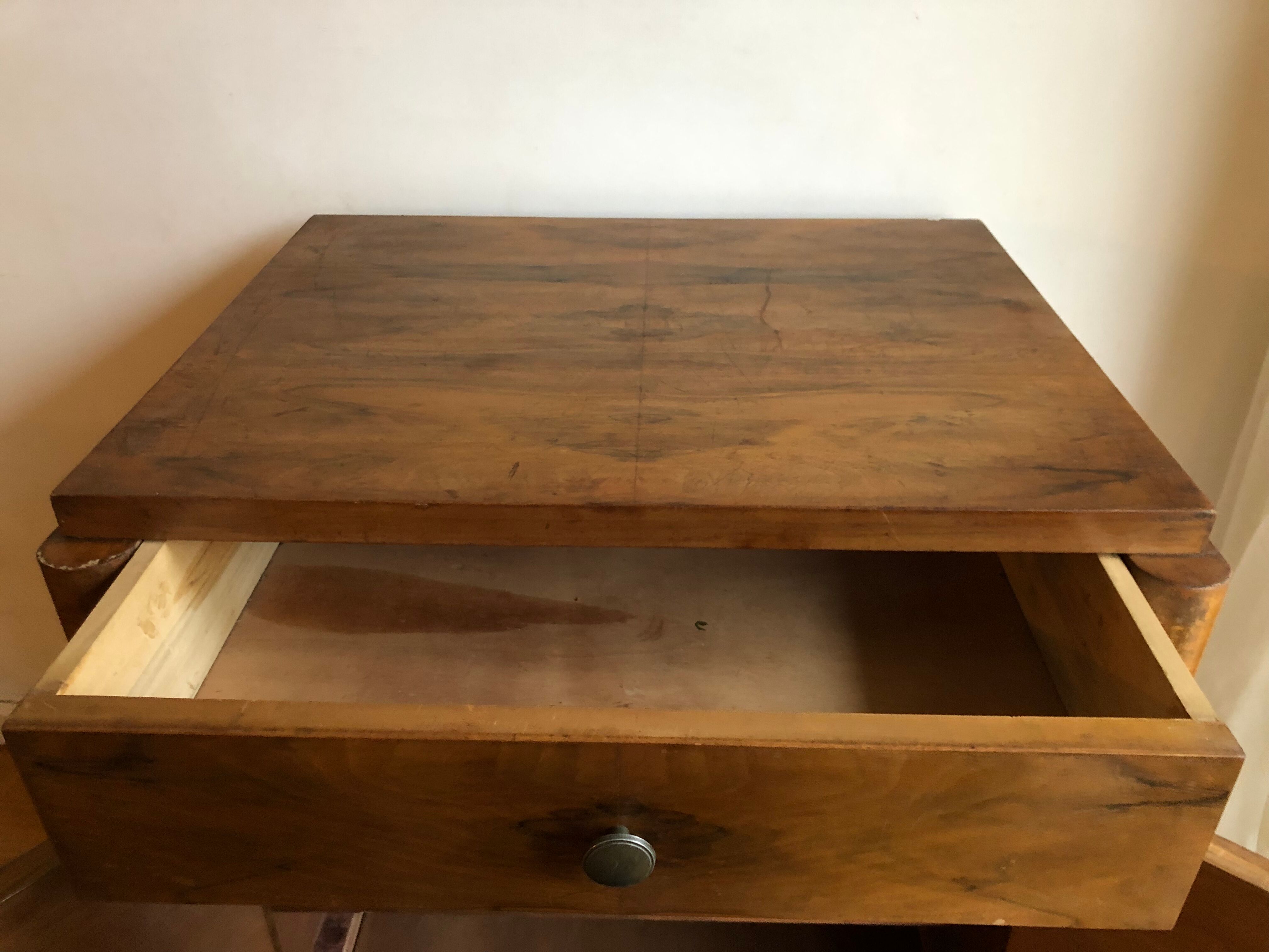 Art deco sideboard in walnut veneer