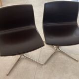 Set of 2 leather chairs on chrome steel base