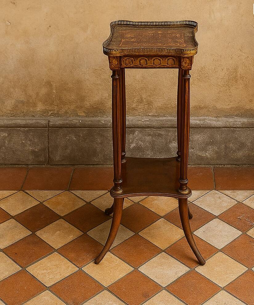 Table d'appoint de style Louis XVI en bois et placage