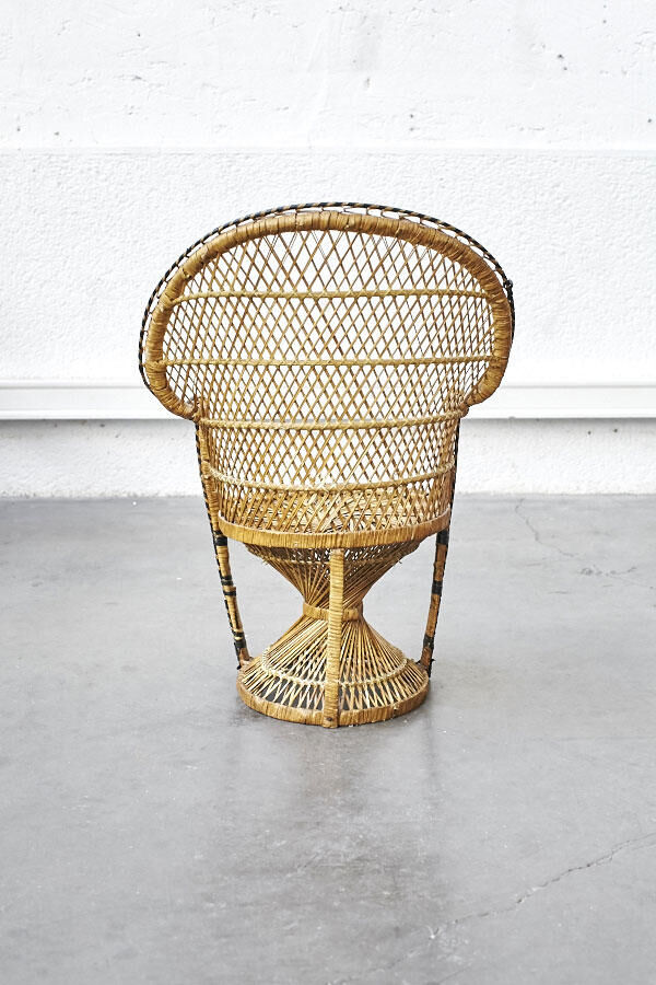 Emmanuelle Chair for child