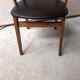 Fauteuil bois blond et cuir scandinave années 60