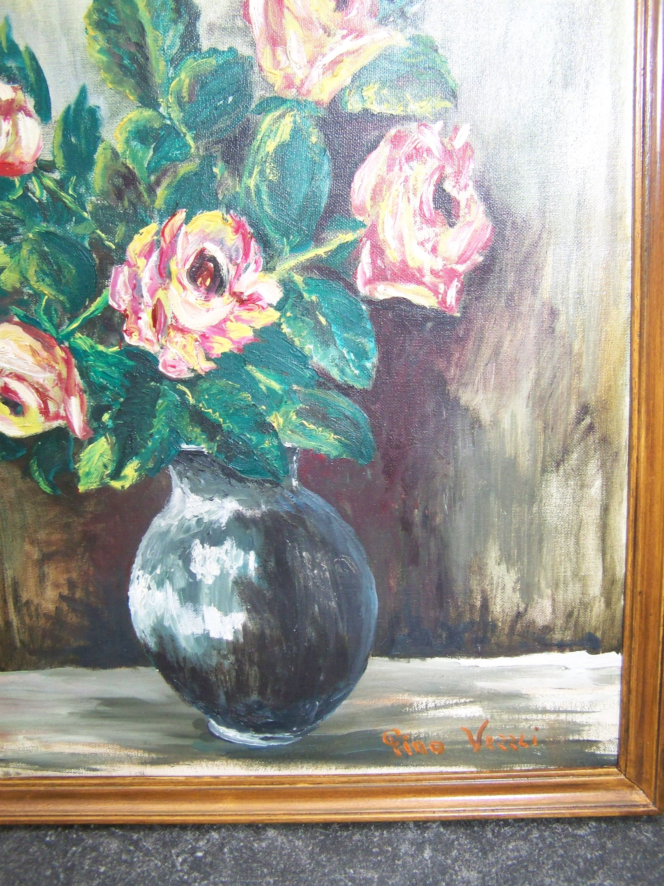Table: bouquet of roses