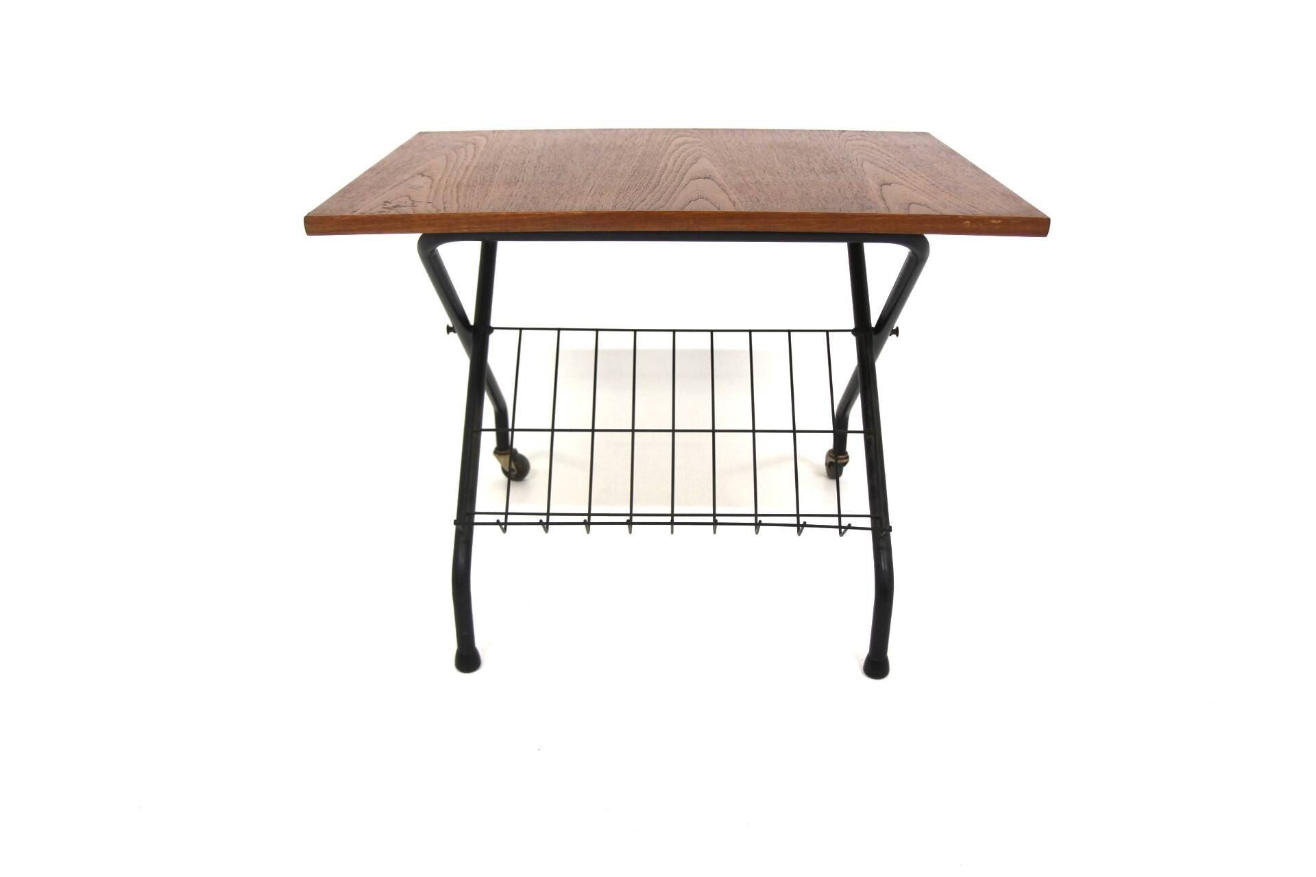 "Stringbord" side table in teak, Sweden, 1950