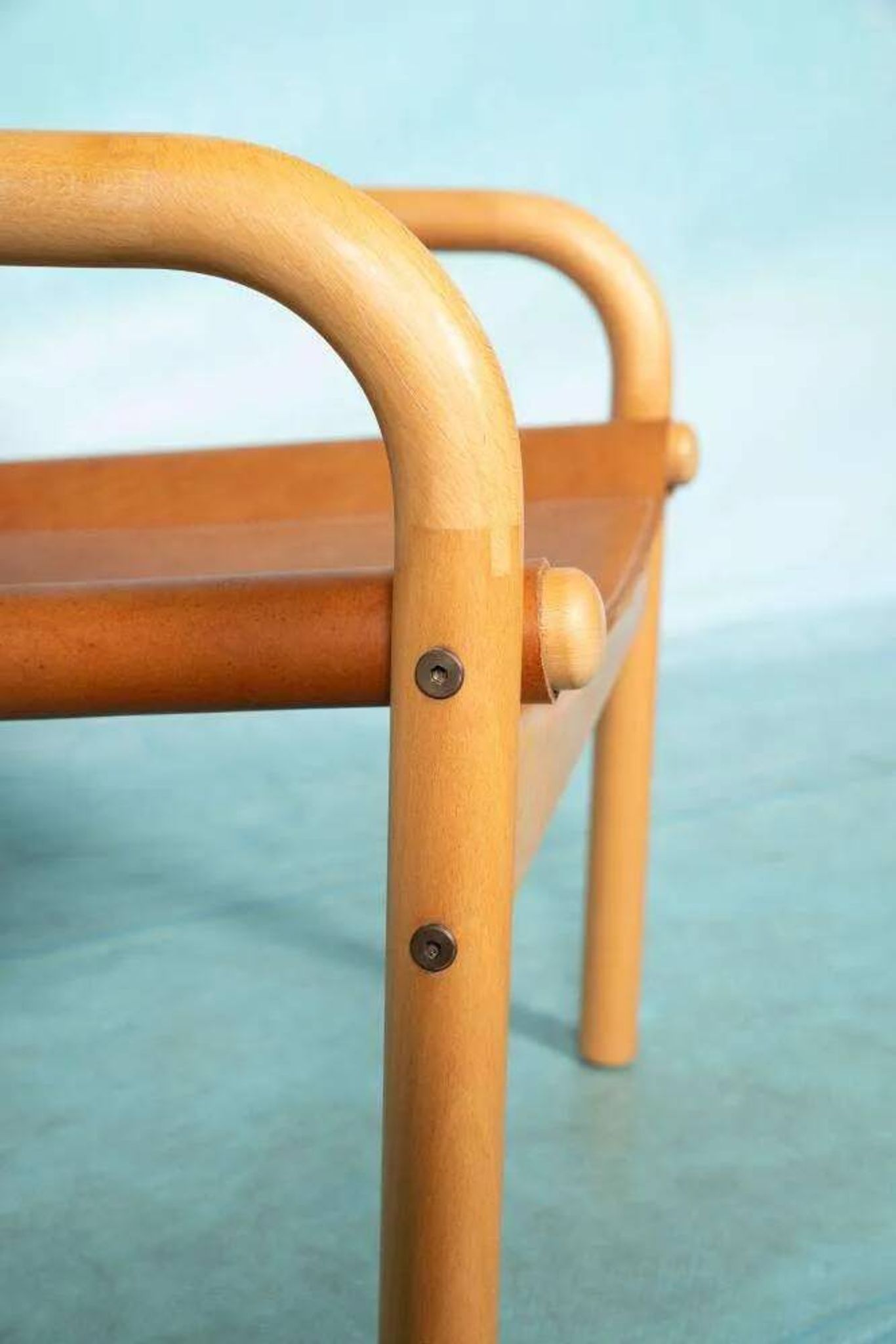 Danish safari chair in beech wood and leather from the 1970s.