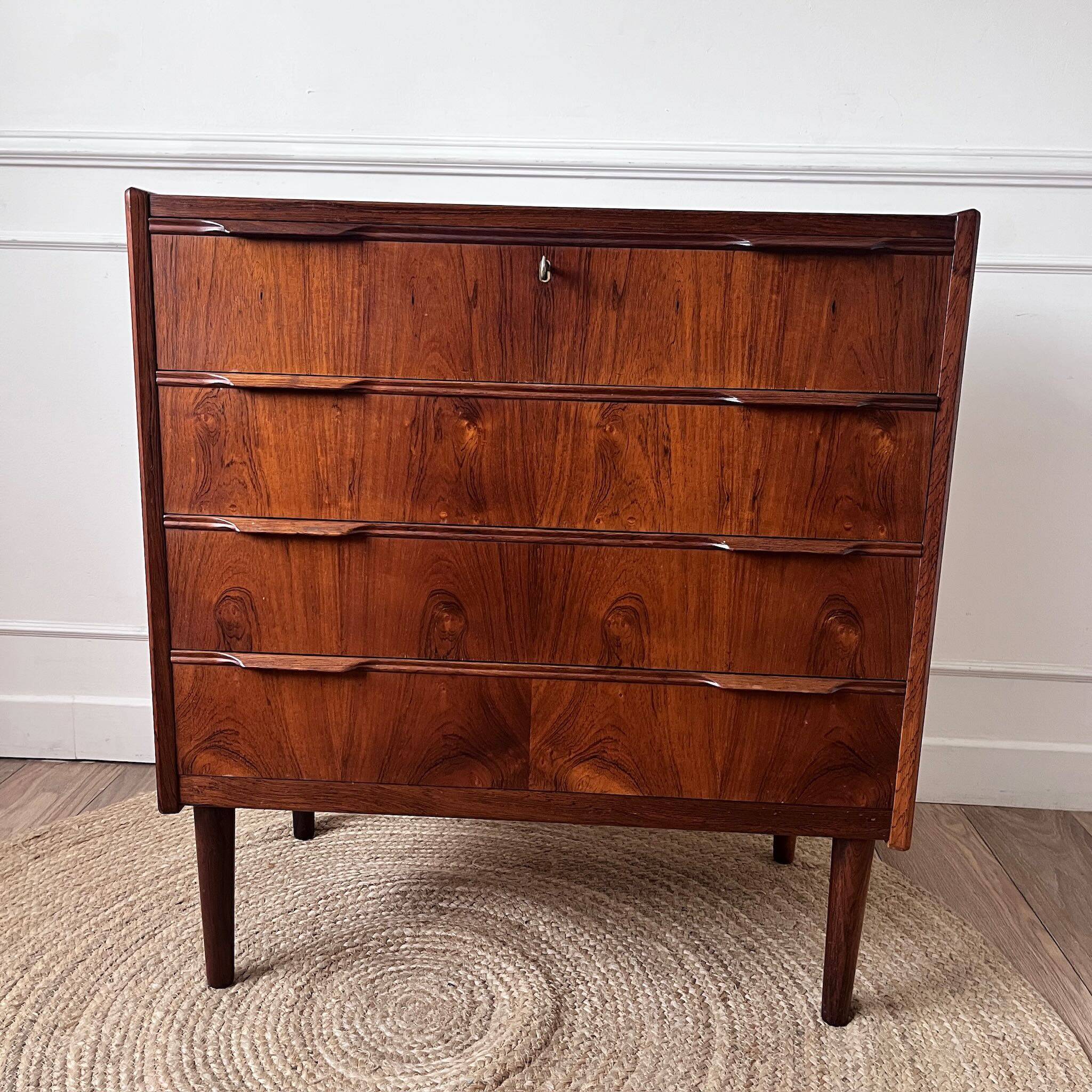 Commode danoise en palissandre