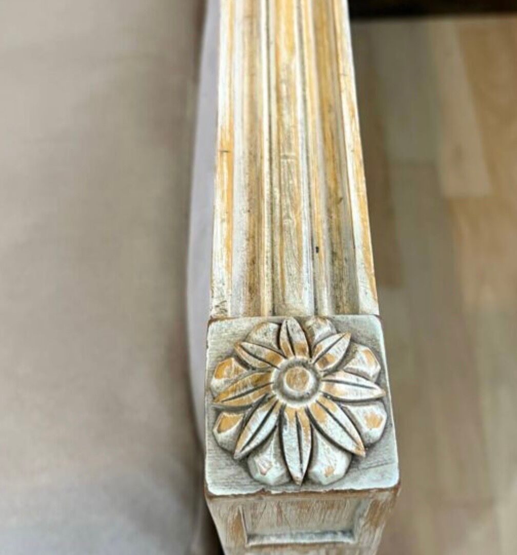 Louis XVI style canapé