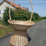 Large model display basket