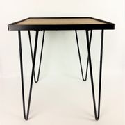 Table d’appoint chêne et métal noir 1950